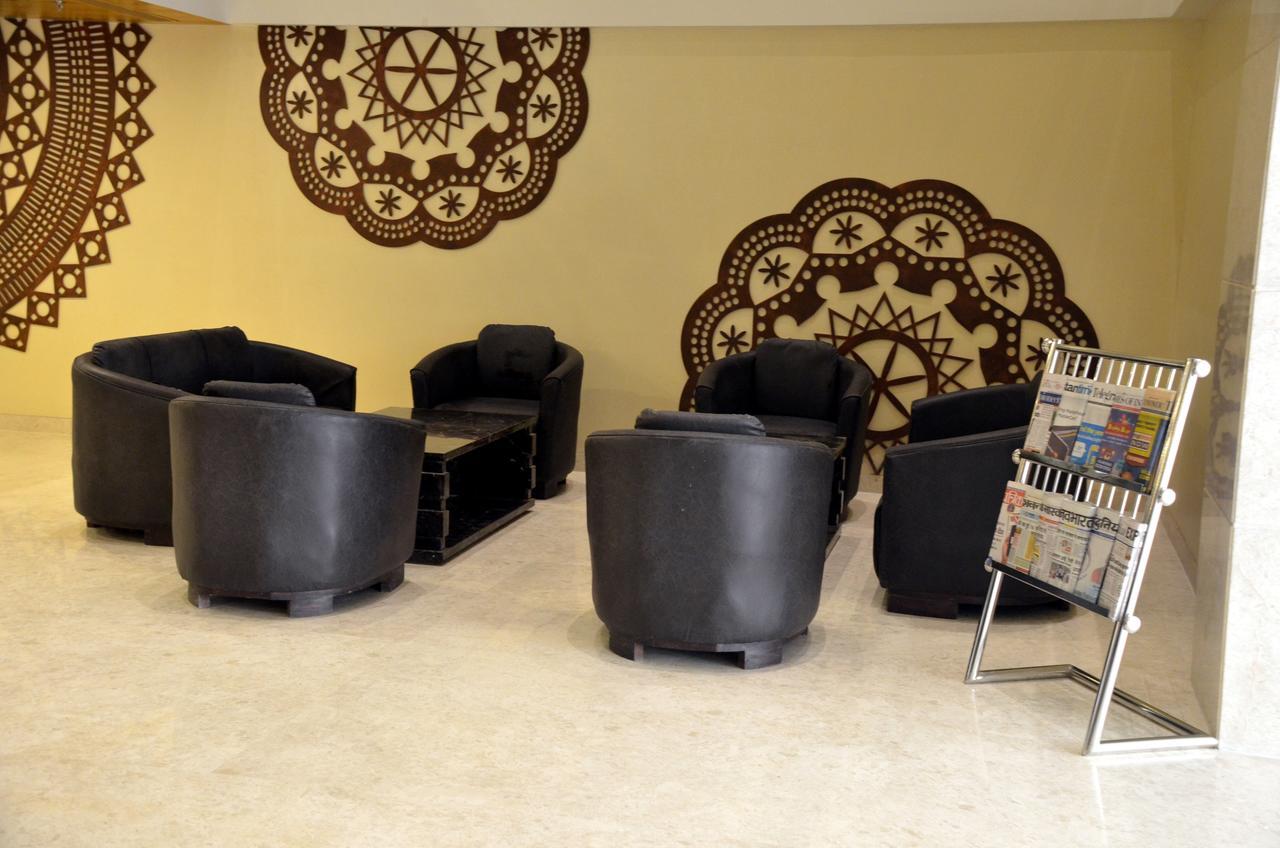 Solitaire Hotel Raipur  Ngoại thất bức ảnh